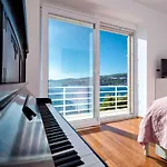 Apartment Tajan