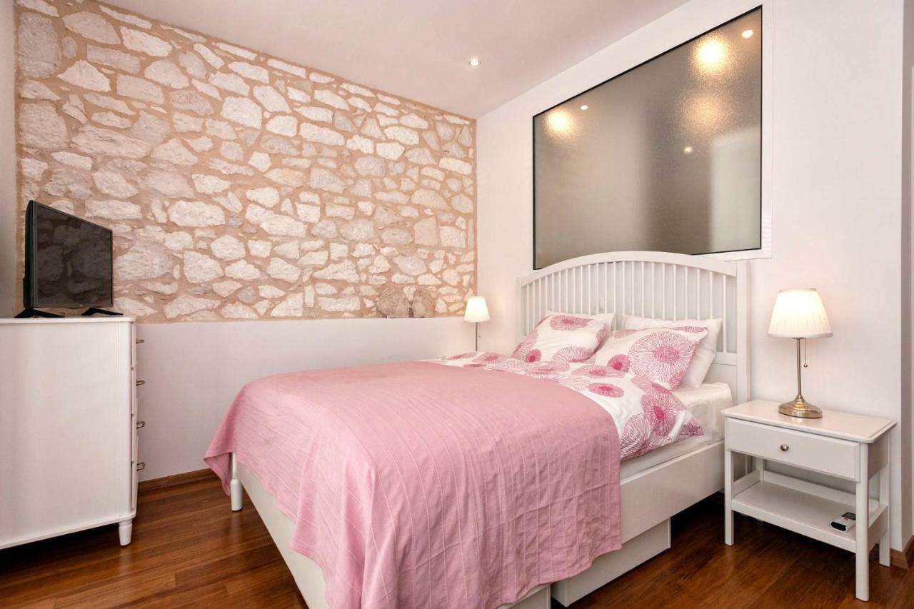 Apartment Tajan *